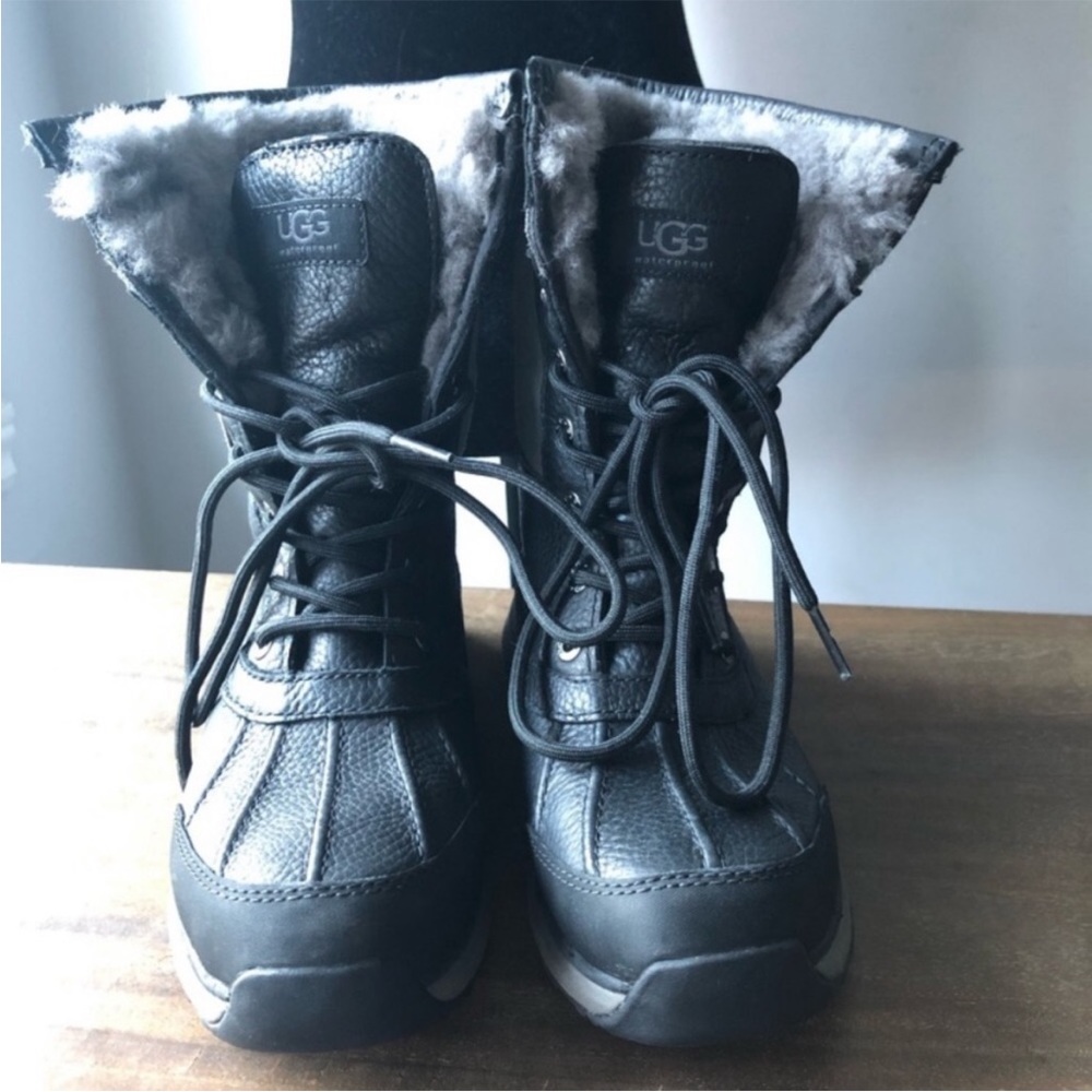Ugg Adirondack Black Boots